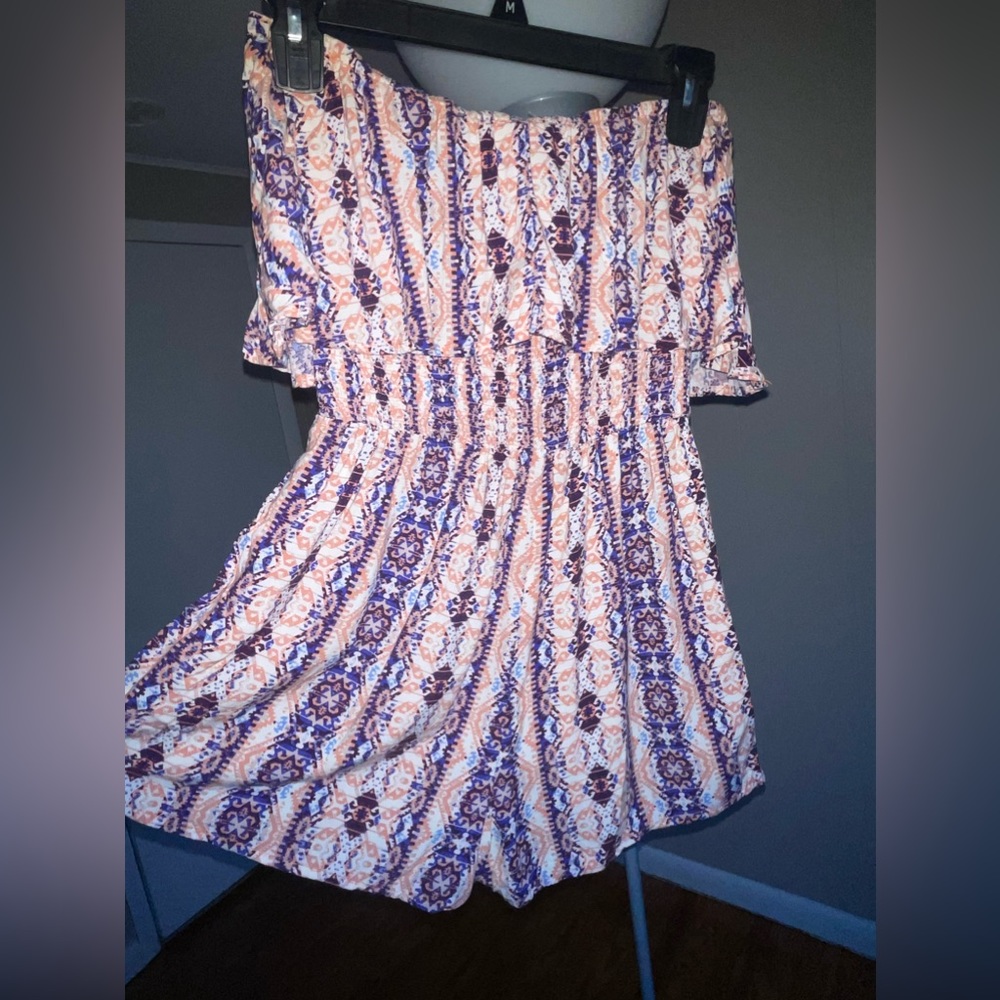 ⭐️EUC⭐️ STRAPLESS ROMPER - Picture 3 of 4